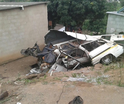 One killed, 18 injured in Durban taxi crash