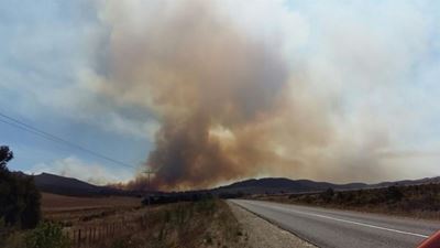 Brand in Langkloof woed steeds