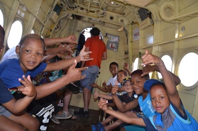 Kinders beleef hul eerste vlug