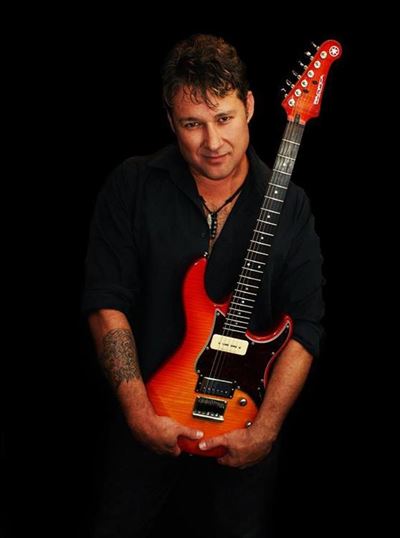 Rock star 'drunk' before show in Plett