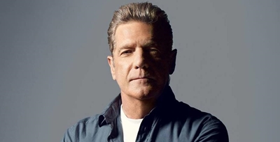 The Eagles guitarist Glenn Frey dies