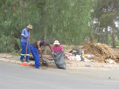 Vullis word opgetel na maand