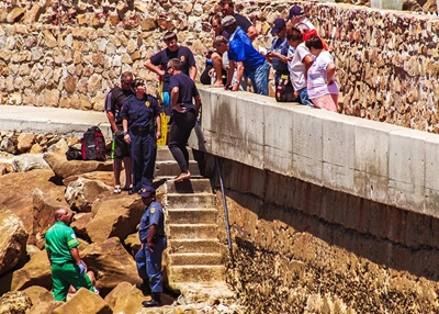 Woman falls at Beacon Point