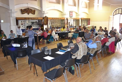 Klein Karoo stam se regte onderskryf