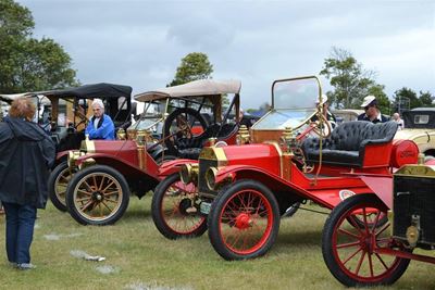 Veteran Tour kicks off Old Car Show