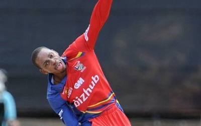 Phangiso suspended for illegal bowling action
