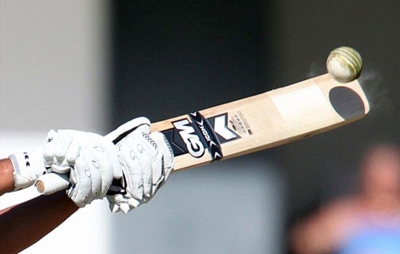 Amla heroics in vain as Aussies take T20 series