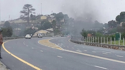 Knysna N2 protest: Road partially open