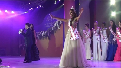 Mrs SA crowned Mrs World