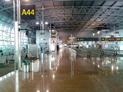Explosions at Brussels airport