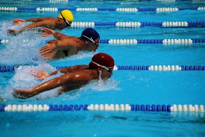 Records tumble at swim champs