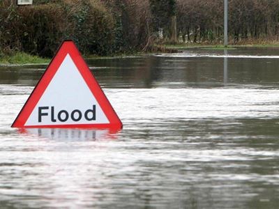 Deadly Pakistan floods soak northwest