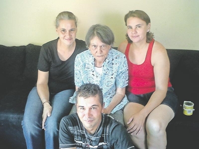 Terwyl familie soek, is ma reeds dood