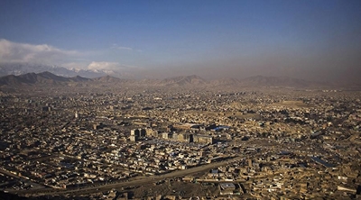 Deadly suicide bomb hits Kabul