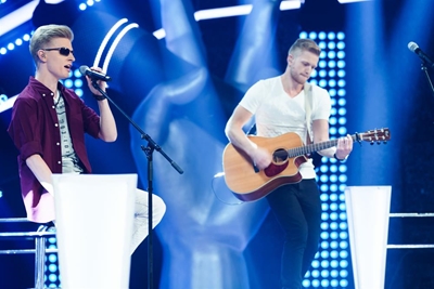 Vernon from The Voice needs votes