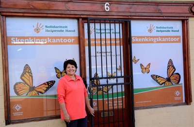 Splinternuwe skenkingskantoor in Mosselbaai