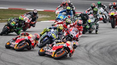 Rossi smoked out in Italian MotoGP mayhem