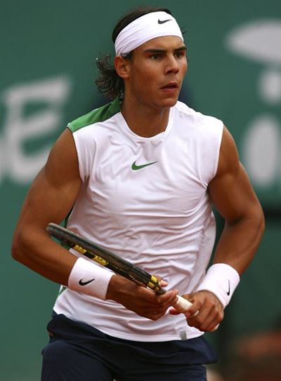 Flawless Nadal races into French Open 2nd round