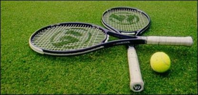 Wawrinka & Murray into last eight