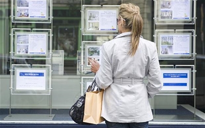 Using an estate agent to sell your home is the smarter choice