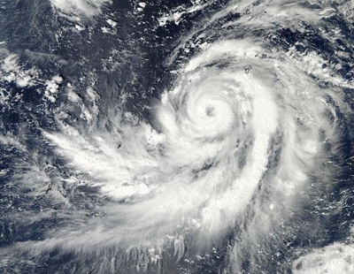 Super typhoon takes aim at Taiwan