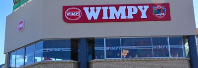 Wimpy in Hartenbos trek nuwe baadjie aan