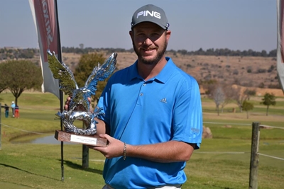 Strydom takes route 66 to set IGT Tour record