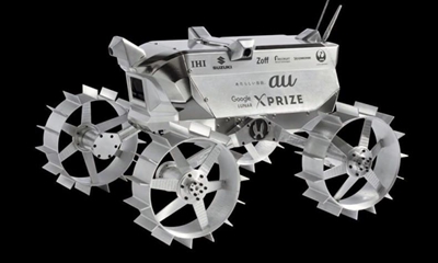 Suzuki and Hukato plan trip to the moon