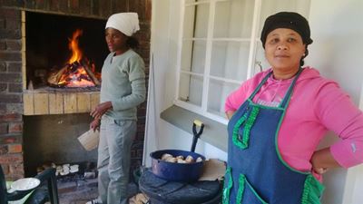 SANParks staff contribute to Mandela Day
