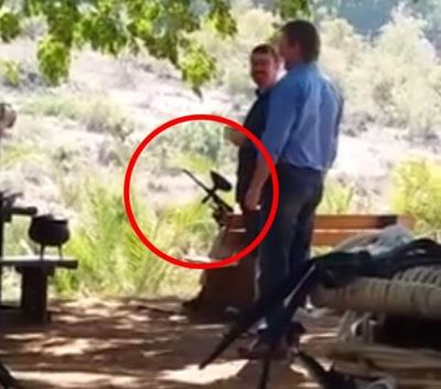 Kruger Park: Men shoot monkeys with paintball gun