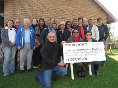 Marathon club donates big to charity
