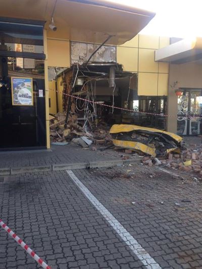 Truck crashes into restaurant