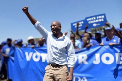 Southern Cape is blue