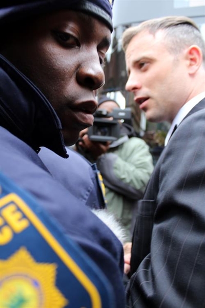 Pistorius family mum on Oscar hospital scare