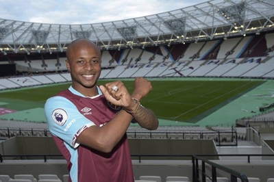 West Ham pay record fee for Ghana striker Ayew