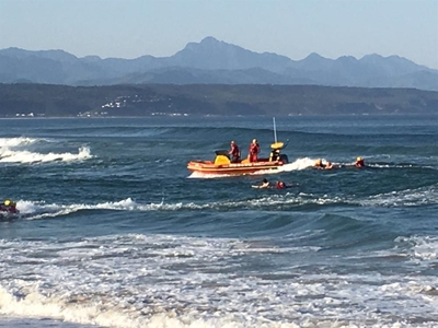 British family rescued from rip current in Plett