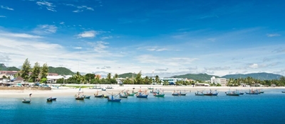 Thailand blasts target Phuket and Hua Hin tourist spots