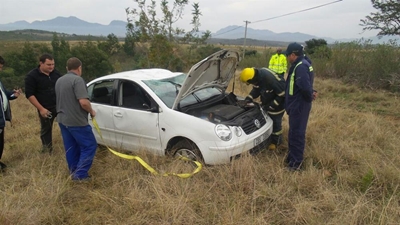 Vrou verloor beheer oor motor
