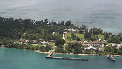 Australia to close Manus Island asylum centre