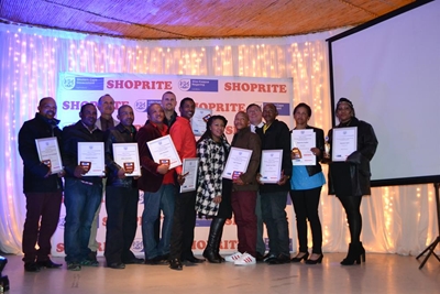 Plaaswerkers vereer vir harde werk