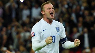 Allardyce sticks with Rooney as England captain