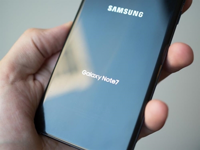 Samsung recalls Galaxy Note 7 over reports of fires