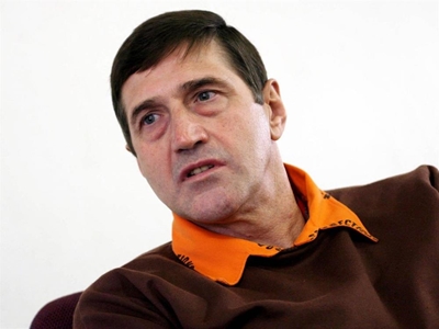 Eugene de Kock held against his will over alleged death threat