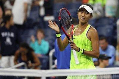 China's Shuai survives Tokyo scare