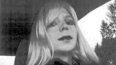 Chelsea Manning ends hunger strike