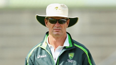 Australia name Hick batting coach