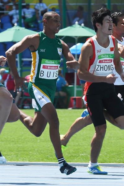 Plaaslike atleet kry goud by Paralimpiese Spele