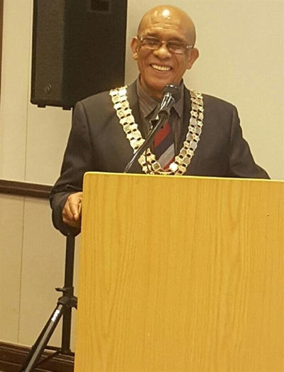 Businesses and community meet