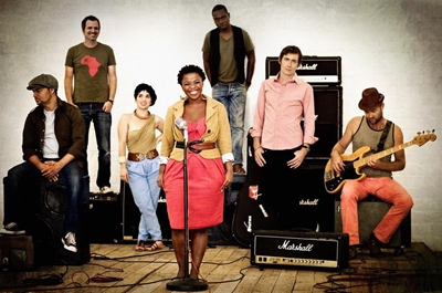 'n Kragtoer van Afrika-musiek