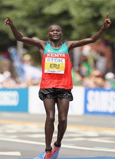 Kenyans dominate Chicago Marathon